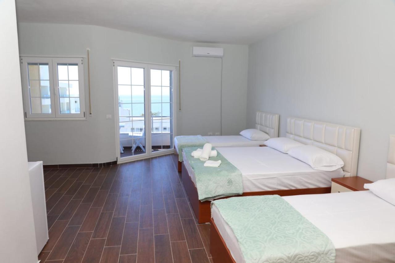 Ryan'S Hotel Shëngjin 外观 照片